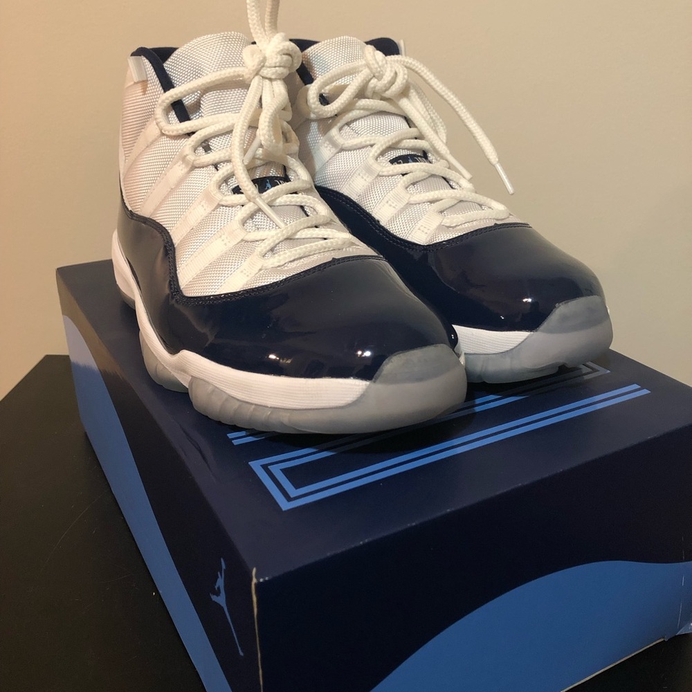 Air Jordan 11 “Win Like ‘82” Sz. 11